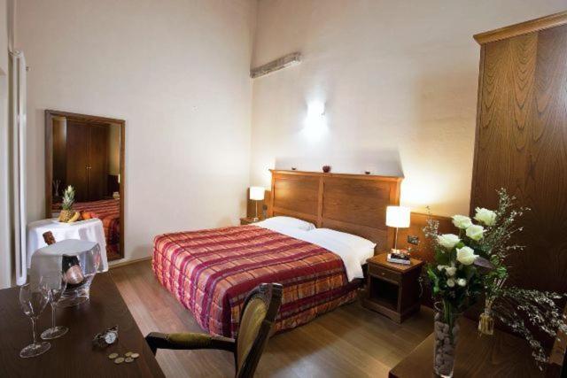 Arena Inn B&B Верона Номер фото